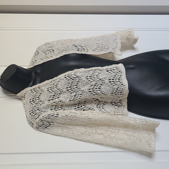 Michelle Lynn Lace Cover Up Size M Ivory - Picture 2 of 7